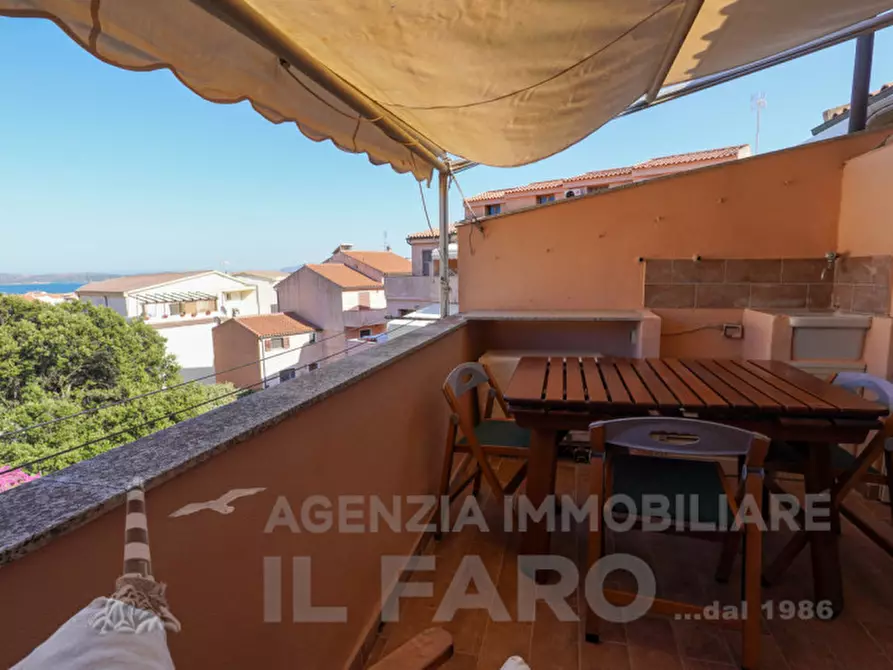 Immagine 2 di Appartamento in vendita  in Via Ammiraglio Spano a La Maddalena