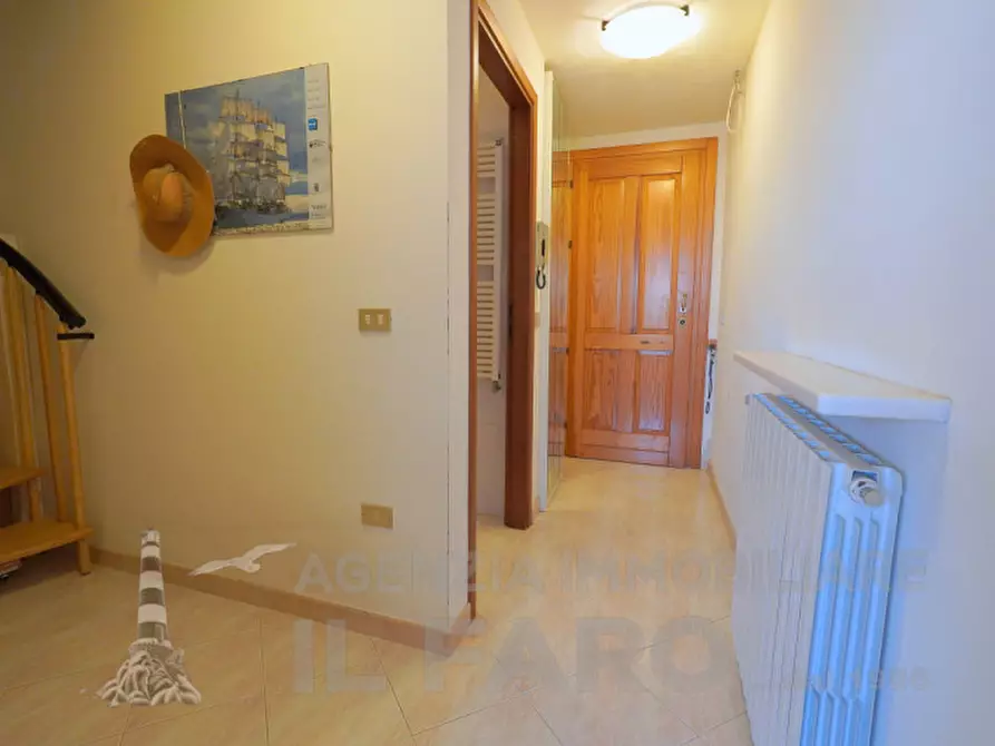 Immagine 13 di Appartamento in vendita  in Via Ammiraglio Spano a La Maddalena