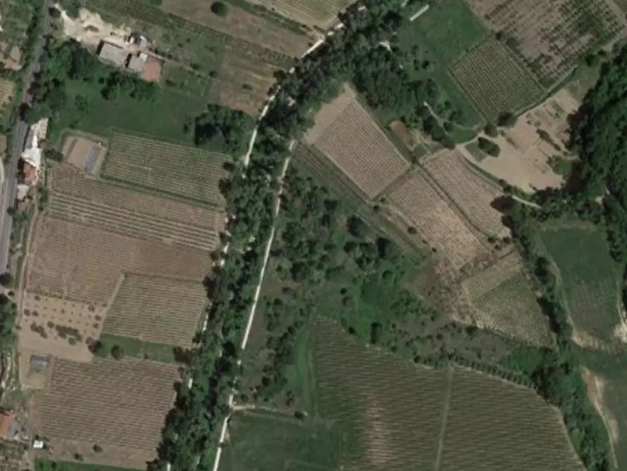 Immagine 1 di Terreno in vendita  in via Val di Foro, N. snc a Miglianico