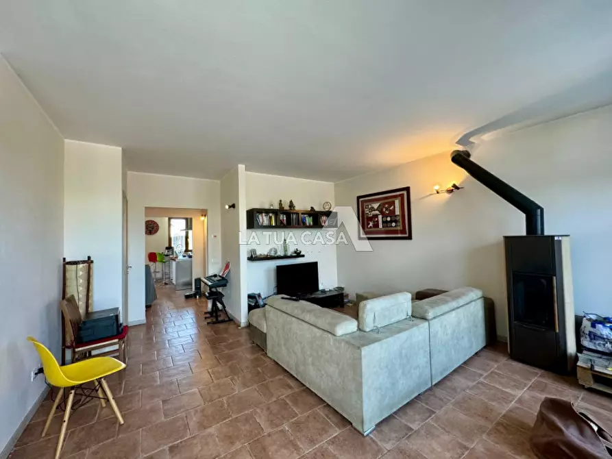 Immagine 12 di Casa bifamiliare in vendita  a Villafranca Di Verona