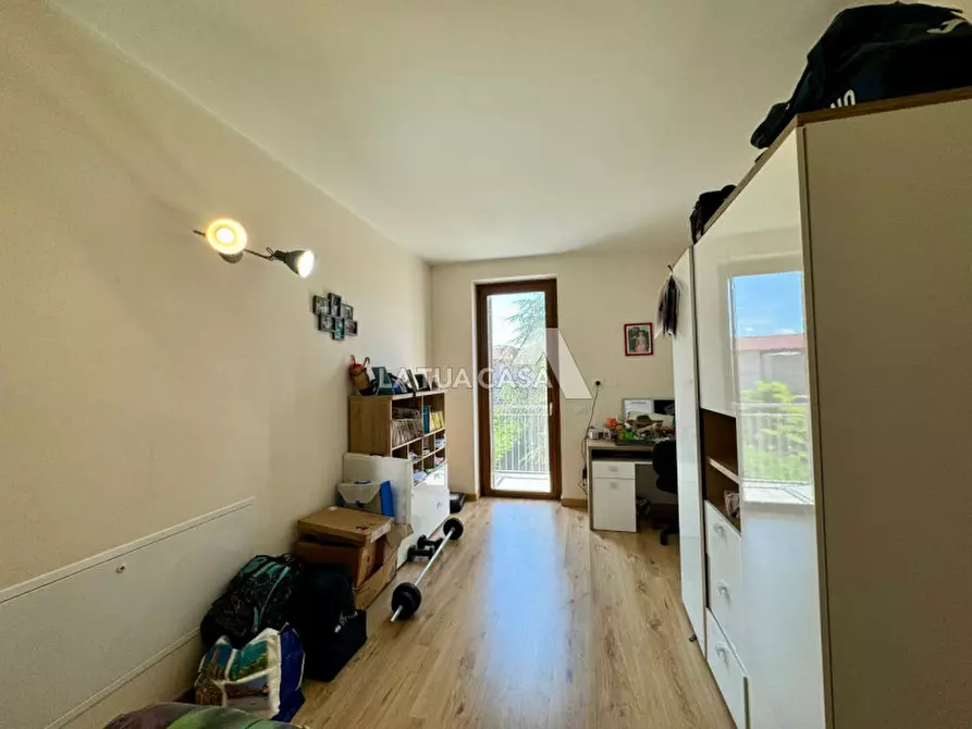 Immagine 22 di Casa bifamiliare in vendita  a Villafranca Di Verona