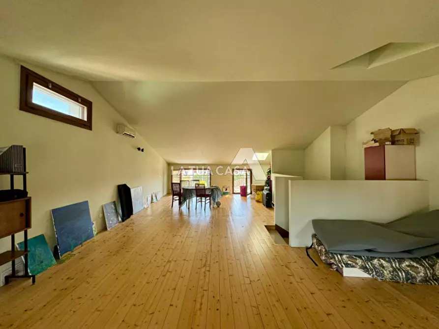 Immagine 28 di Casa bifamiliare in vendita  a Villafranca Di Verona