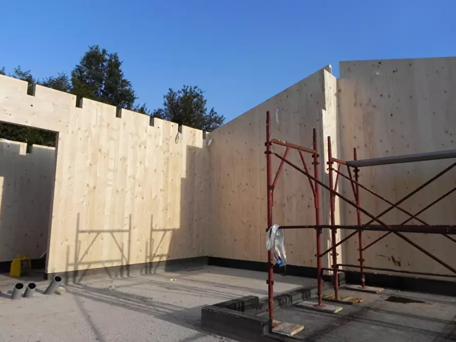 Immagine 20 di Villa in vendita  in via san rocco a Soiano Del Lago