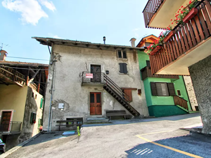 Immagine 2 di Appartamento in vendita  in Vicolo dell'Arco a Caderzone