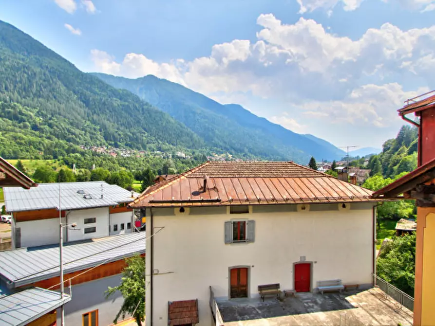 Immagine 3 di Appartamento in vendita  in Vicolo dell'Arco a Caderzone