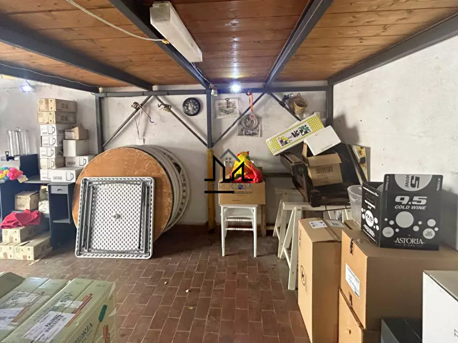 Immagine 4 di Garage in vendita  in Largo Strasburgo 25 a Palermo