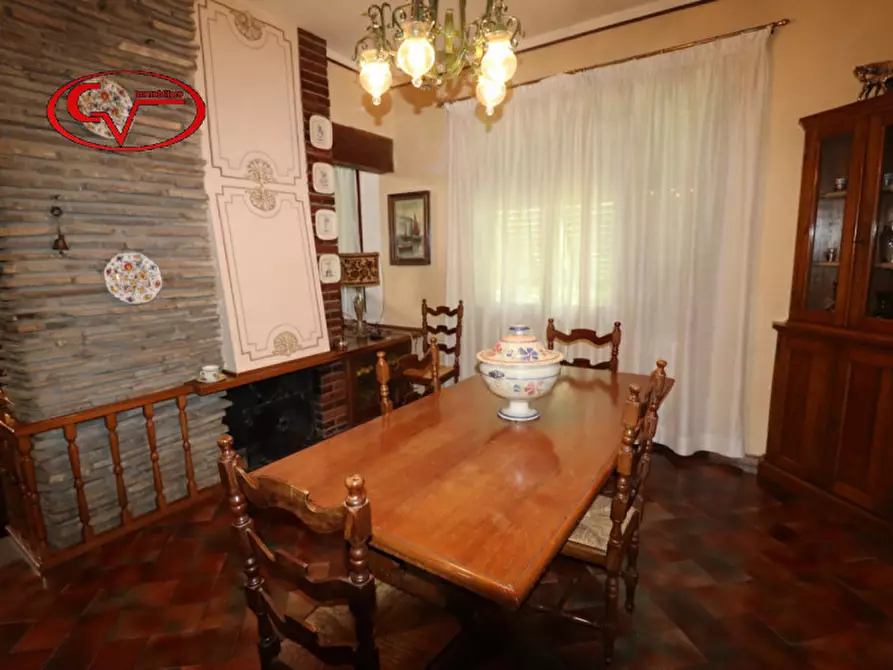 Immagine 24 di Villa in vendita  a Montevarchi