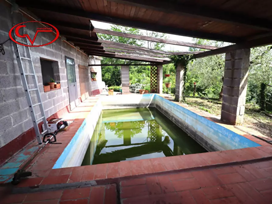 Immagine 64 di Villa in vendita  a Montevarchi