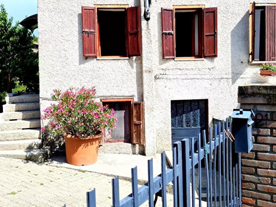 Immagine 4 di Casa indipendente in vendita  a Bore