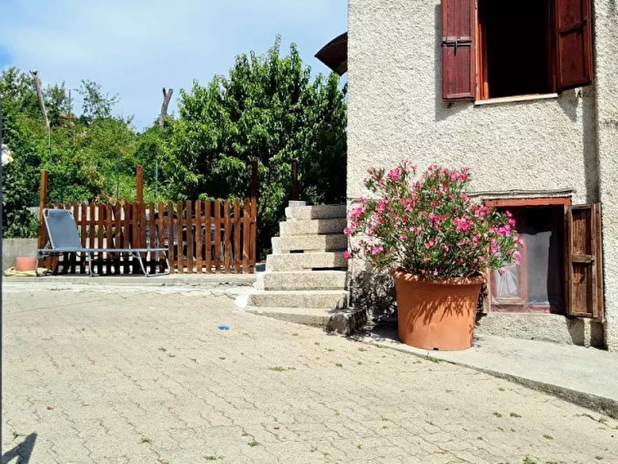 Immagine 5 di Casa indipendente in vendita  a Bore