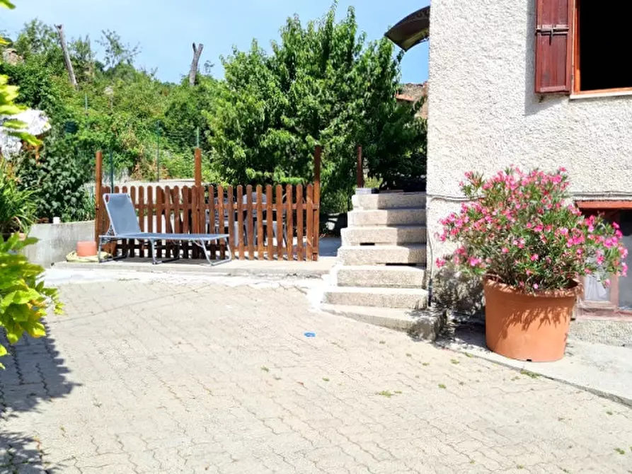 Immagine 8 di Casa indipendente in vendita  a Bore