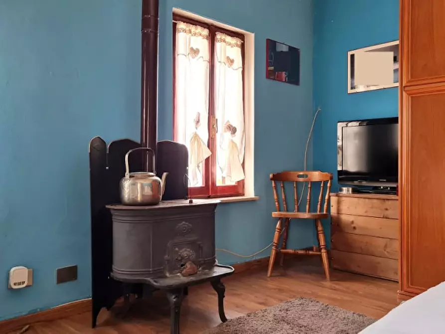 Immagine 19 di Casa indipendente in vendita  a Bore