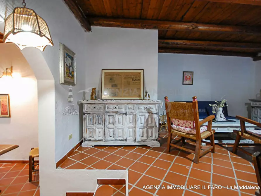 Immagine 9 di Villa in vendita  in Località Abbatoggia a La Maddalena