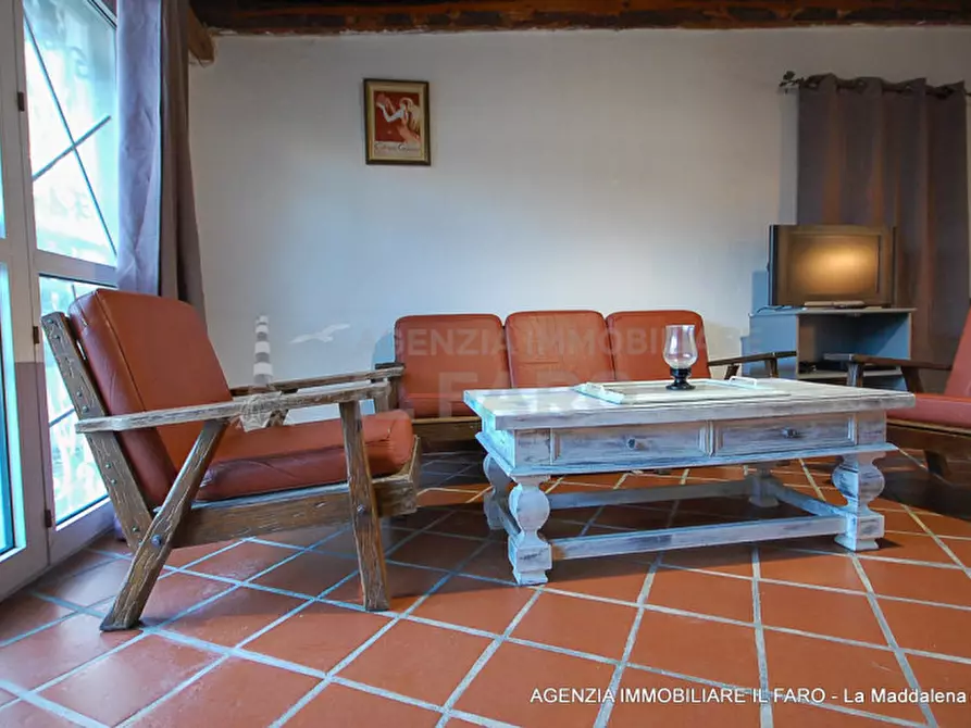 Immagine 11 di Villa in vendita  in Località Abbatoggia a La Maddalena