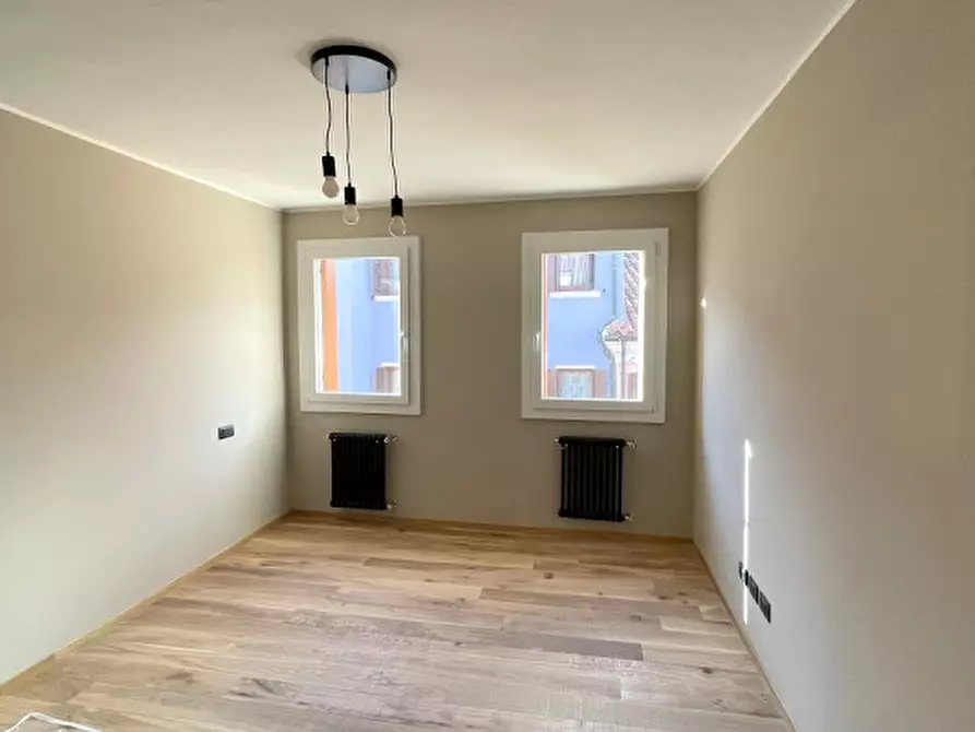 Immagine 12 di Appartamento in vendita  in Calle Campanile Duomo a Chioggia
