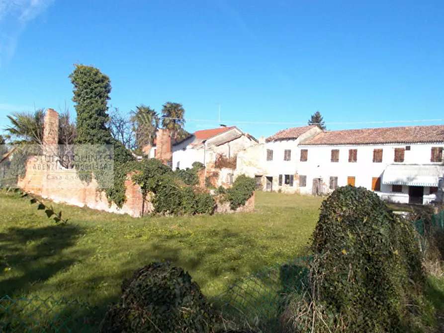 Immagine 1 di Rustico / casale in vendita  a Zero Branco