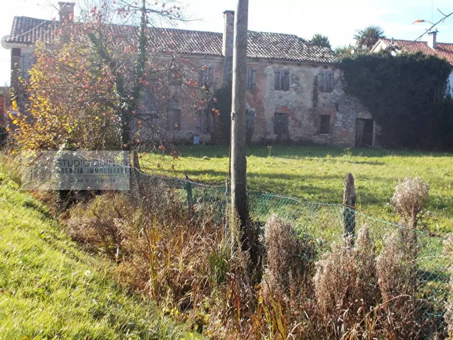 Immagine 5 di Rustico / casale in vendita  a Zero Branco