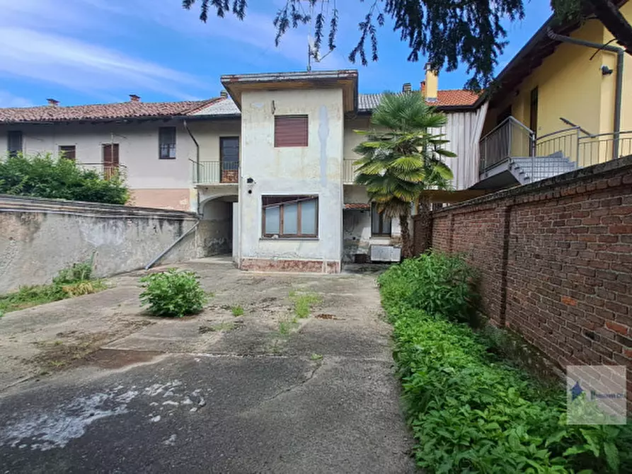Immagine 1 di Casa indipendente in vendita  in via san vincenzo a Turbigo