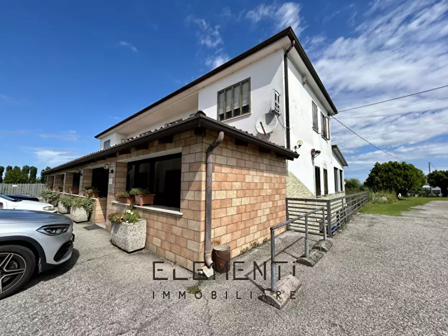 Immagine 11 di Casa indipendente in vendita  in Via Luppia Alberi a Montagnana