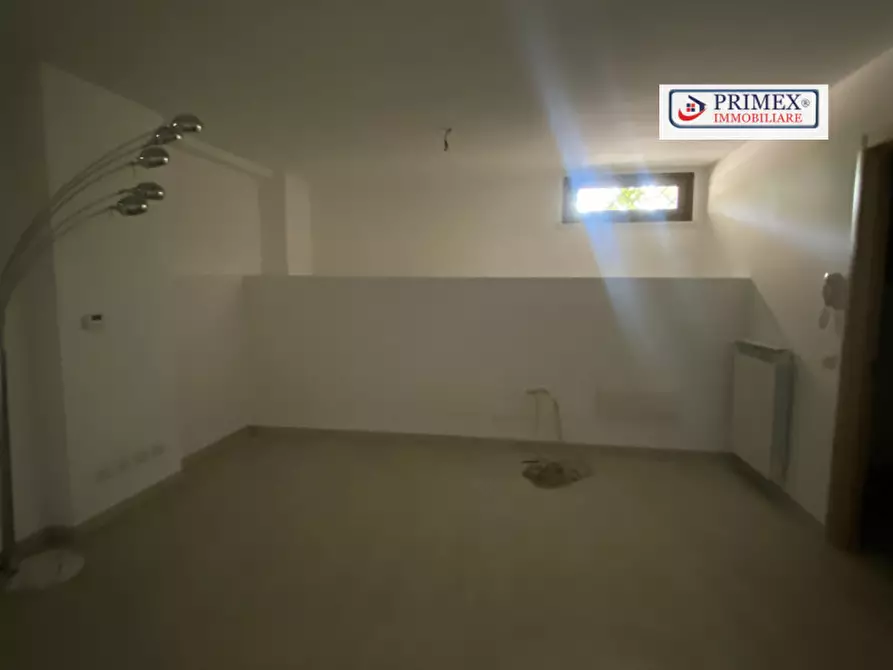 Immagine 50 di Villa in vendita  in Viale Hugo Pratt a Roma