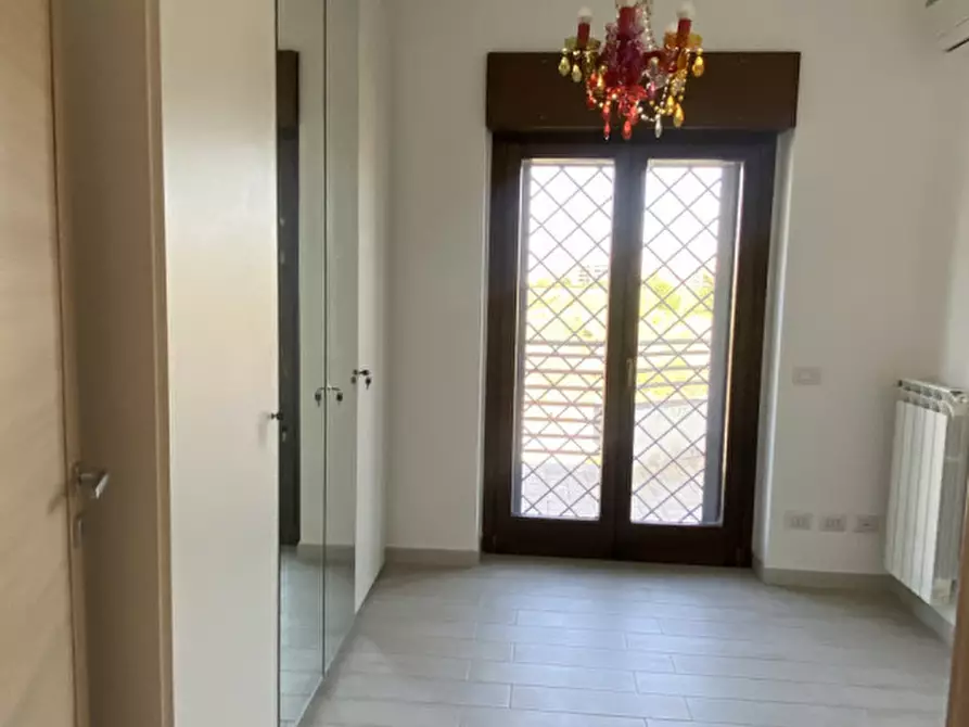 Immagine 61 di Villa in vendita  in Viale Hugo Pratt a Roma