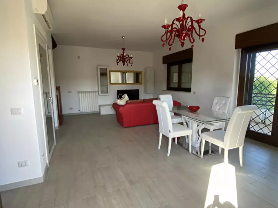 Immagine 79 di Villa in vendita  in Viale Hugo Pratt a Roma