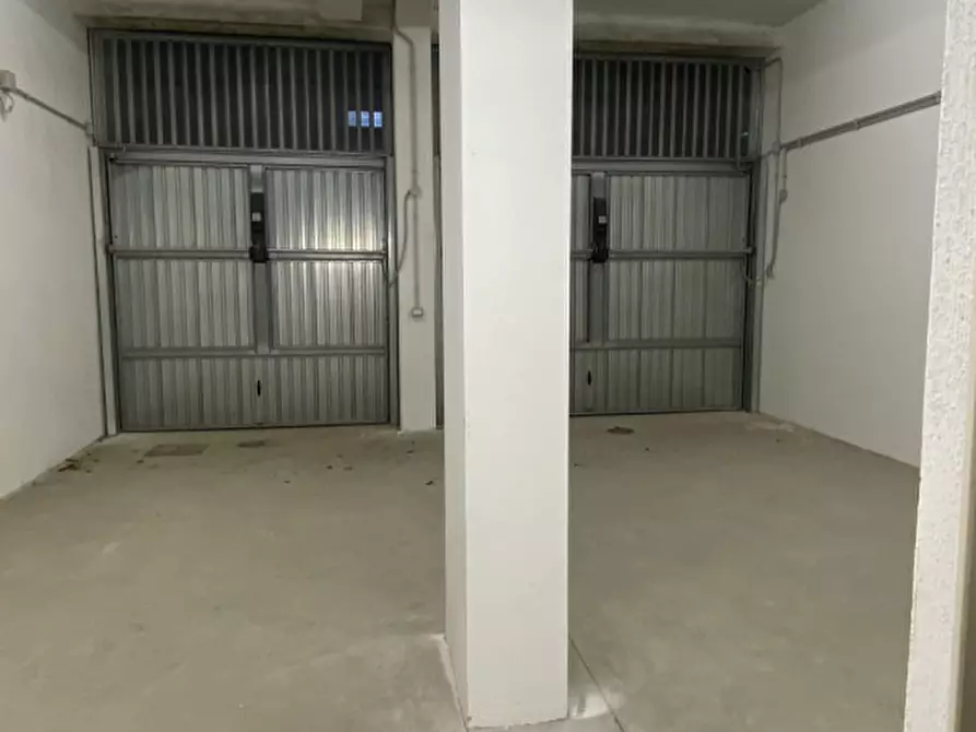 Immagine 94 di Villa in vendita  in Viale Hugo Pratt a Roma