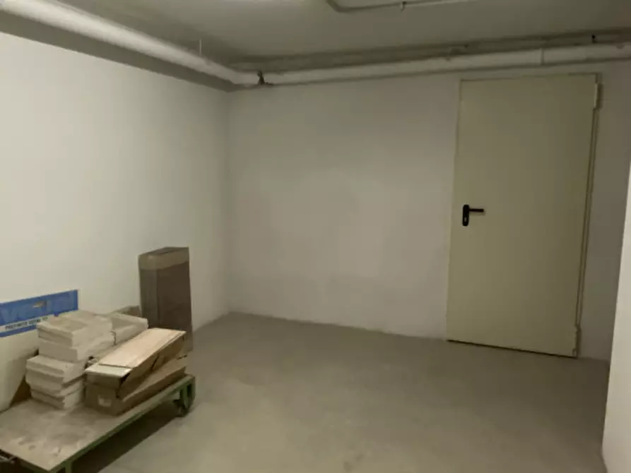 Immagine 101 di Villa in vendita  in Viale Hugo Pratt a Roma