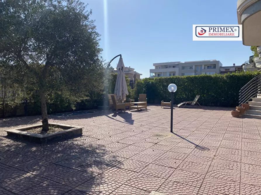 Immagine 112 di Villa in vendita  in Viale Hugo Pratt a Roma