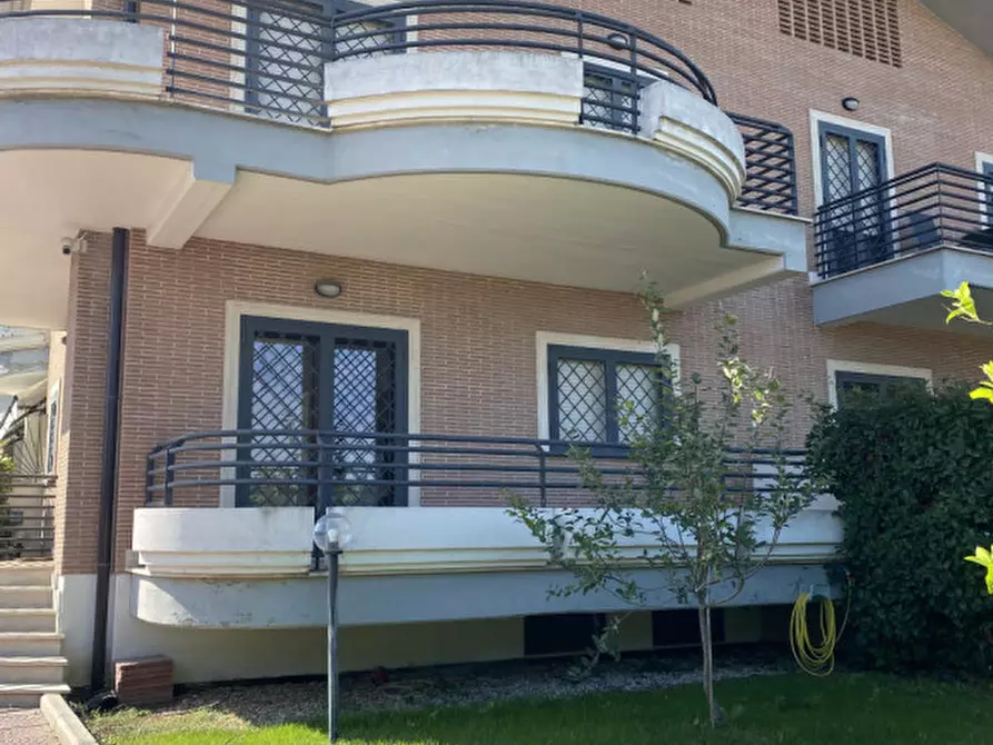 Immagine 115 di Villa in vendita  in Viale Hugo Pratt a Roma