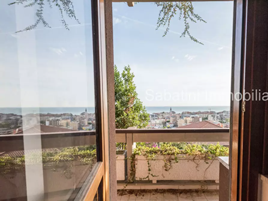 Immagine 35 di Casa bifamiliare in vendita  in Via Giorgione, 16 a Pescara