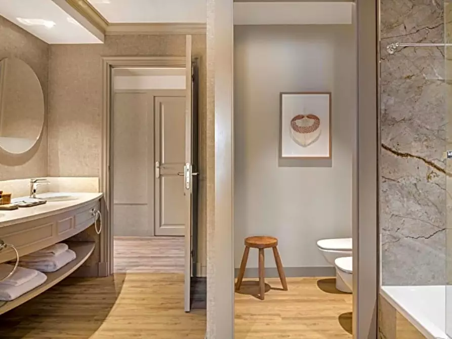 Immagine 8 di Appartamento in vendita  in maiorca a Anzio