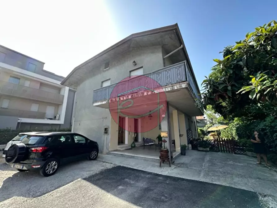 Immagine 1 di Casa bifamiliare in vendita  in via piave santarcangelo di romagna a Santarcangelo Di Romagna