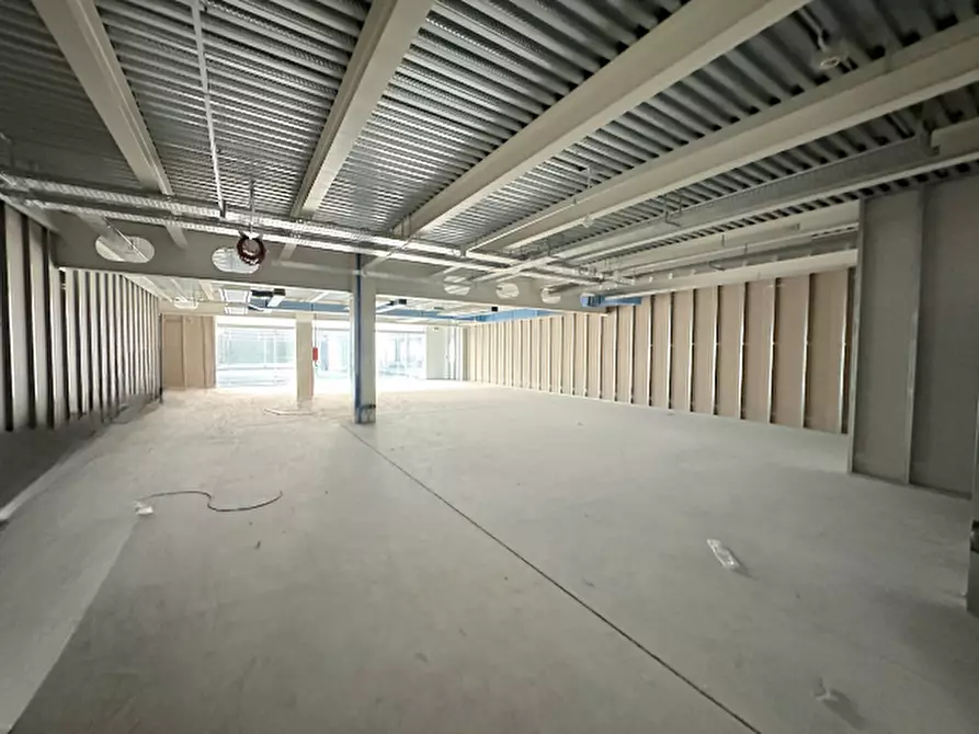 Immagine 4 di Ufficio in affitto  in Via Brenta a San Martino Di Lupari