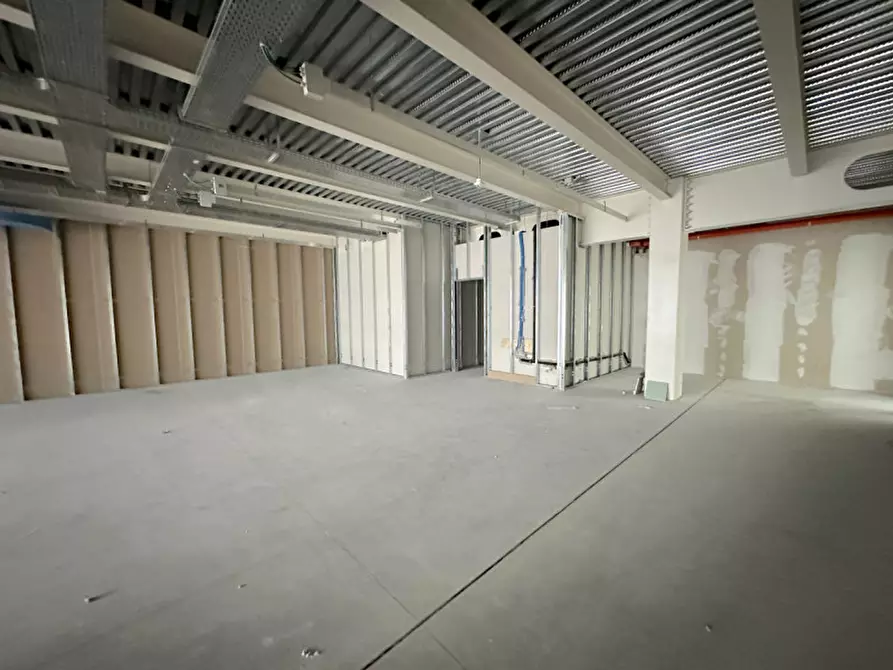 Immagine 7 di Ufficio in affitto  in Via Brenta a San Martino Di Lupari