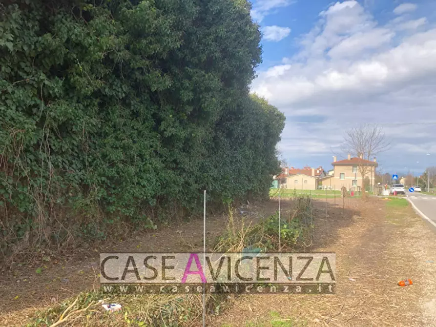 Immagine 30 di Terreno in vendita  in via roma a Grisignano Di Zocco