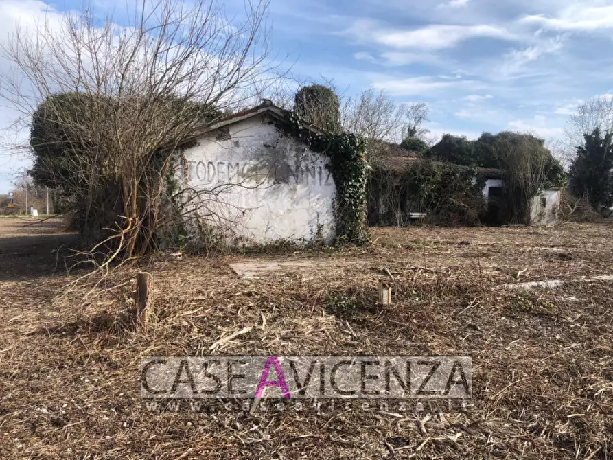 Immagine 37 di Terreno in vendita  in via roma a Grisignano Di Zocco