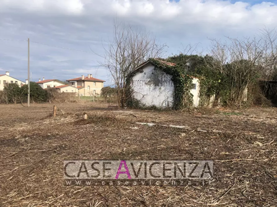 Immagine 38 di Terreno in vendita  in via roma a Grisignano Di Zocco