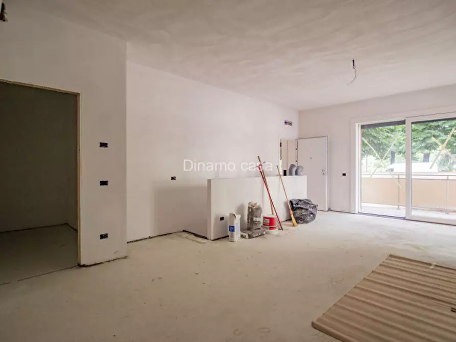 Immagine 4 di Appartamento in vendita  a Prato