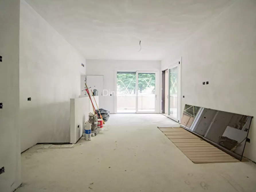 Immagine 7 di Appartamento in vendita  a Prato