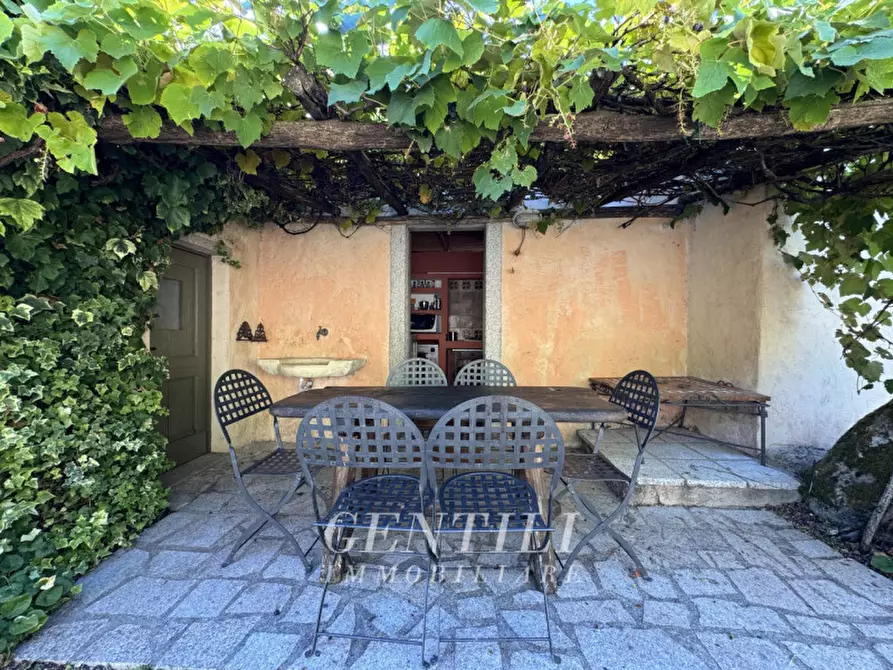 Immagine 20 di Villa in vendita  a Luogosanto