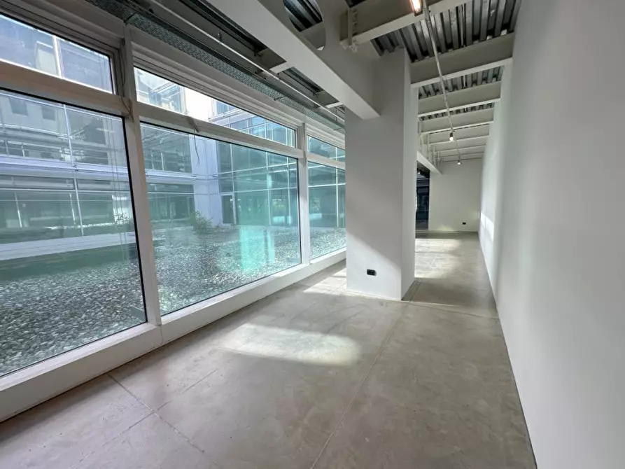 Immagine 2 di Ufficio in affitto  in Via Perteselle a San Martino Di Lupari