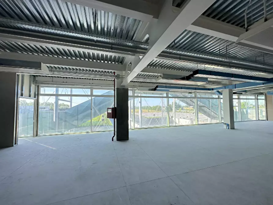 Immagine 19 di Ufficio in affitto  in Via Perteselle a San Martino Di Lupari