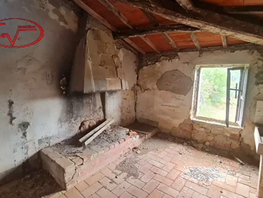 Immagine 26 di Casa indipendente in vendita  in moncioni a Montevarchi