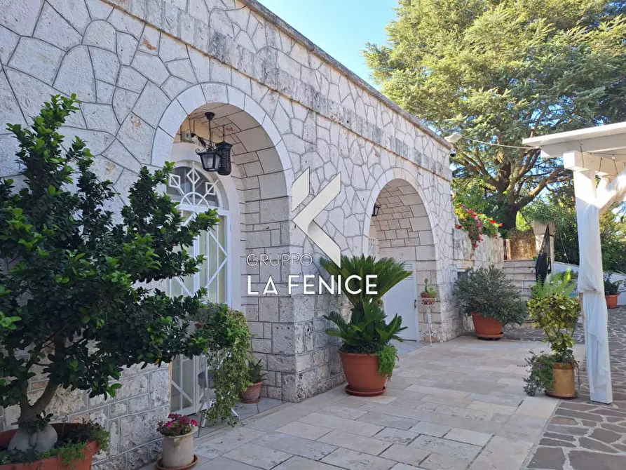 Immagine 24 di Rustico / casale in vendita  in contrada Nunzio / Martucci a Locorotondo