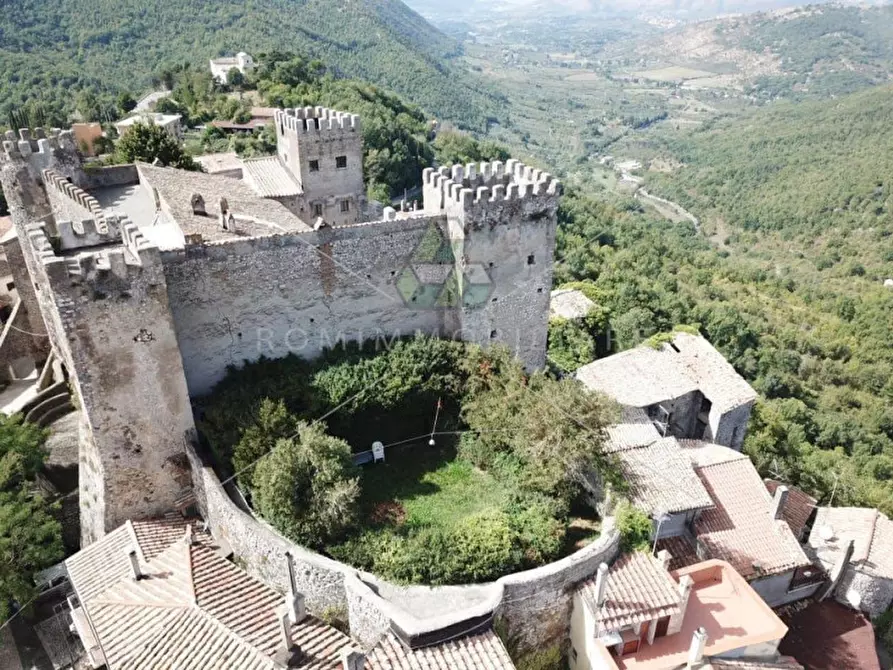 Immagine 6 di Palazzo in vendita  in Piazza Di Corte a Ciciliano