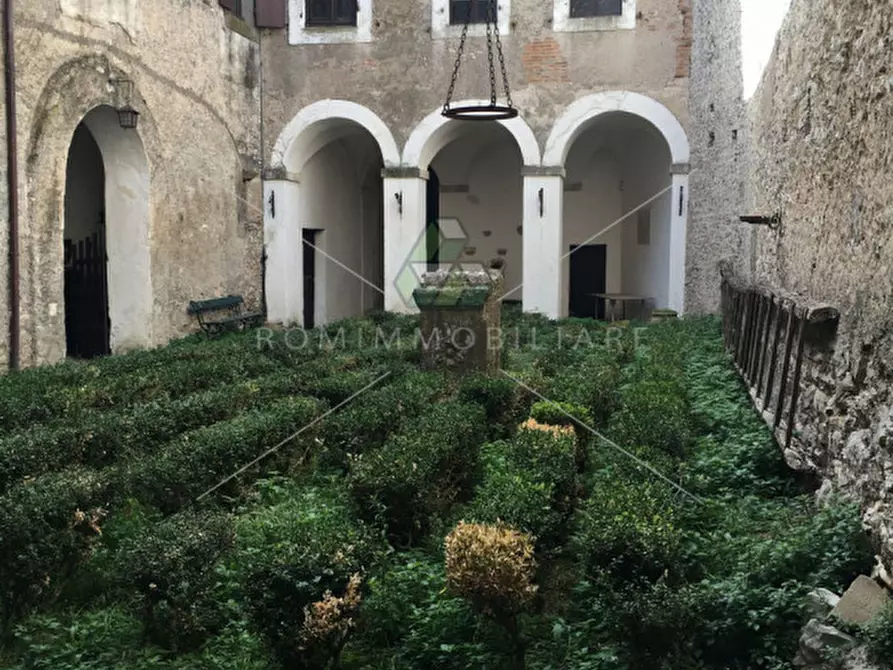 Immagine 13 di Palazzo in vendita  in Piazza Di Corte a Ciciliano