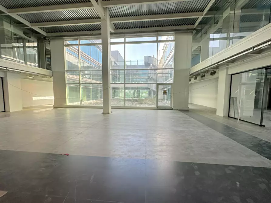 Immagine 17 di Ufficio in affitto  in Via Perteselle a San Martino Di Lupari