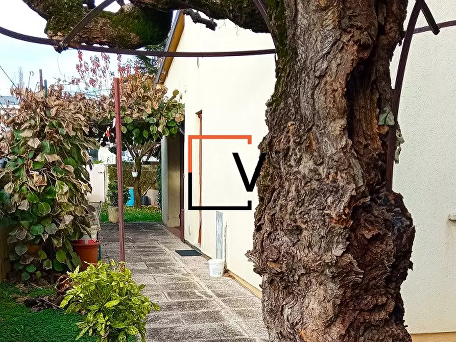 Immagine 1 di Casa indipendente in vendita  in Via Vanzo a Mogliano Veneto