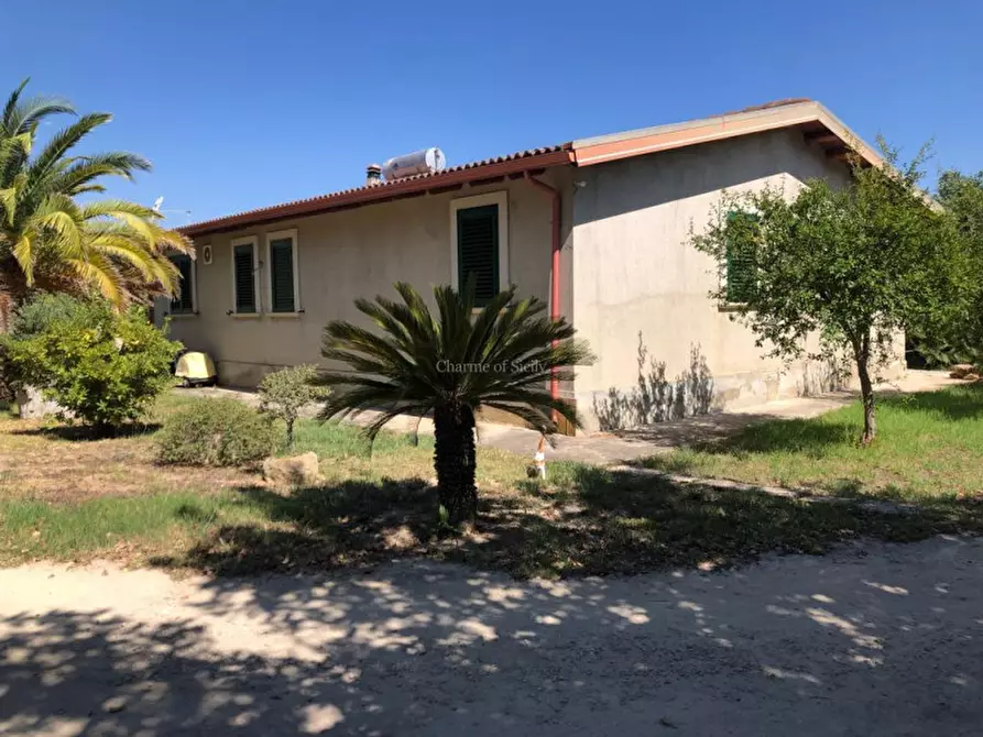 Immagine 14 di Casa indipendente in vendita  in Cozzo Carrubbelli a Noto